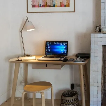 Du Presbytere D'envaux, Ravissante Maison De Charme