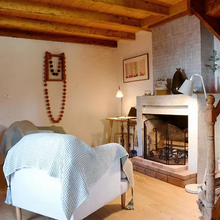 Du Presbytere D'envaux, Ravissante Maison De Charme Vakantiehuis