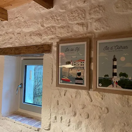 Du Presbytere D'envaux, Ravissante Maison De Charme Holiday home Port-d'Envaux
